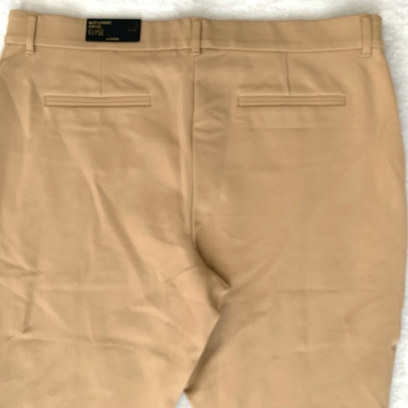 NWT CHICO'S SO SLIMMING Beige So Slimming Petite Elyse Pants Size 3 Short - Picture 13 of 15